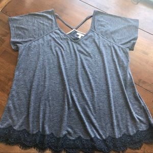 Maurices short sleeved plus sized shirt